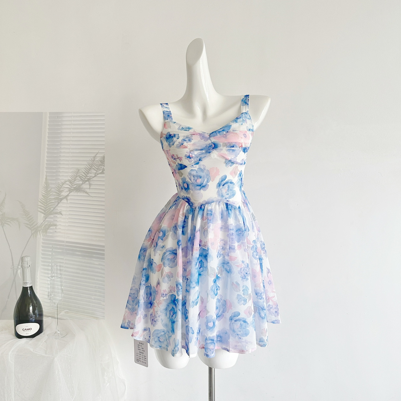 Klein Blue Floral Halter Dress - đánh giá và giá Sundress Midi Floral