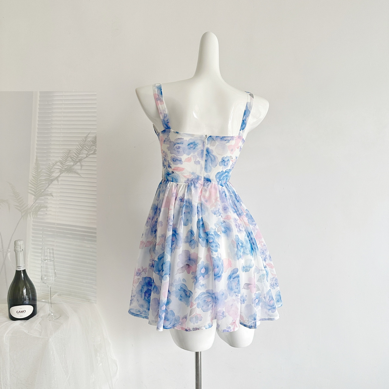 Klein Blue Floral Halter Dress - đánh giá và giá Sundress Midi Floral
